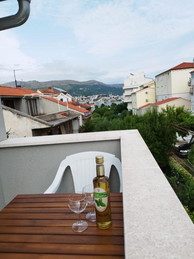 Apartmani Triva 1 Split Exterior foto